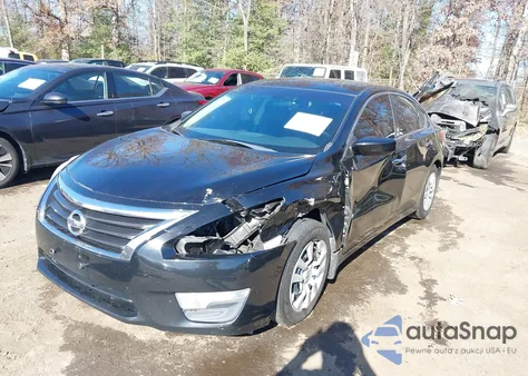 2013 Nissan Altima 2.5 S z USA, uszkodzony, nr VIN 1N4AL3AP2DC123110